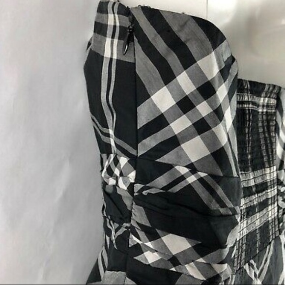 White House Black Market PLAID HALTER DRESS WOMEN’S SZ 4 - Picture 5 of 9